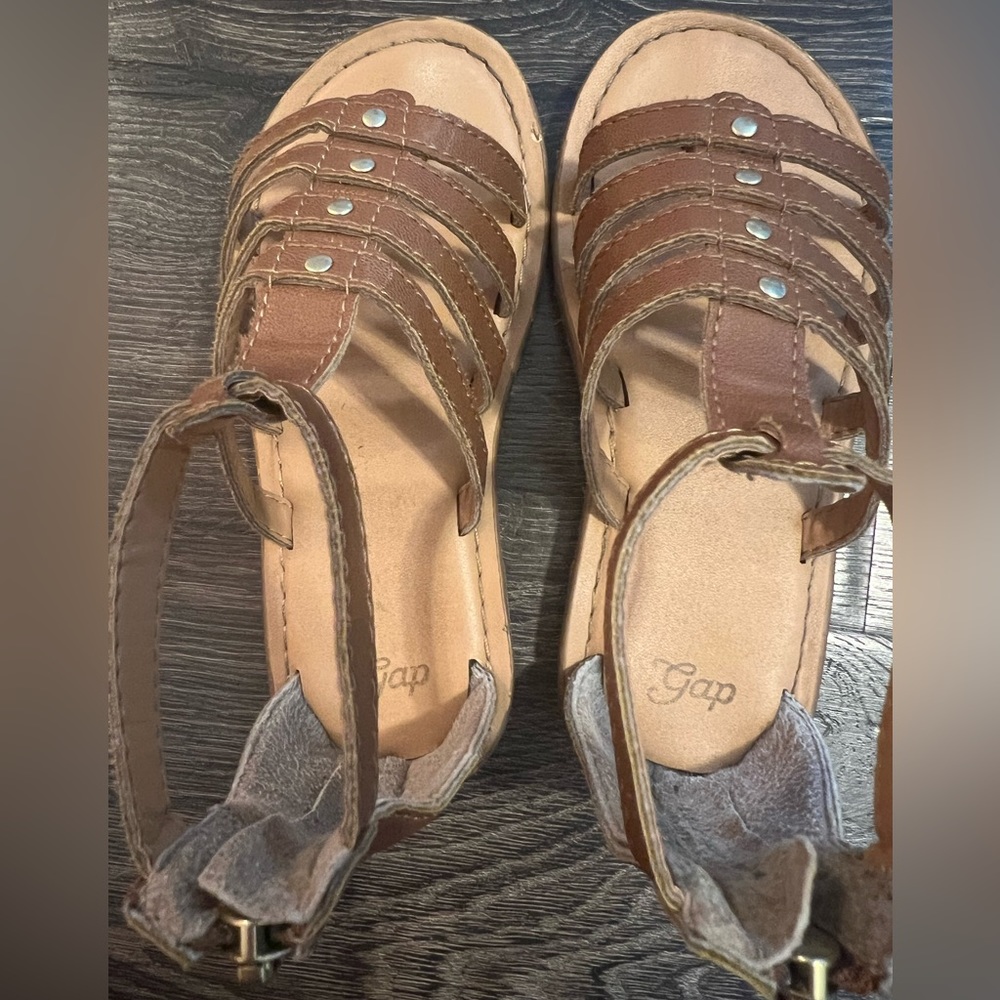 Sandals - Picture 5 of 6